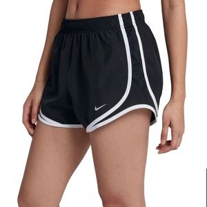 Nike tempos shorts small